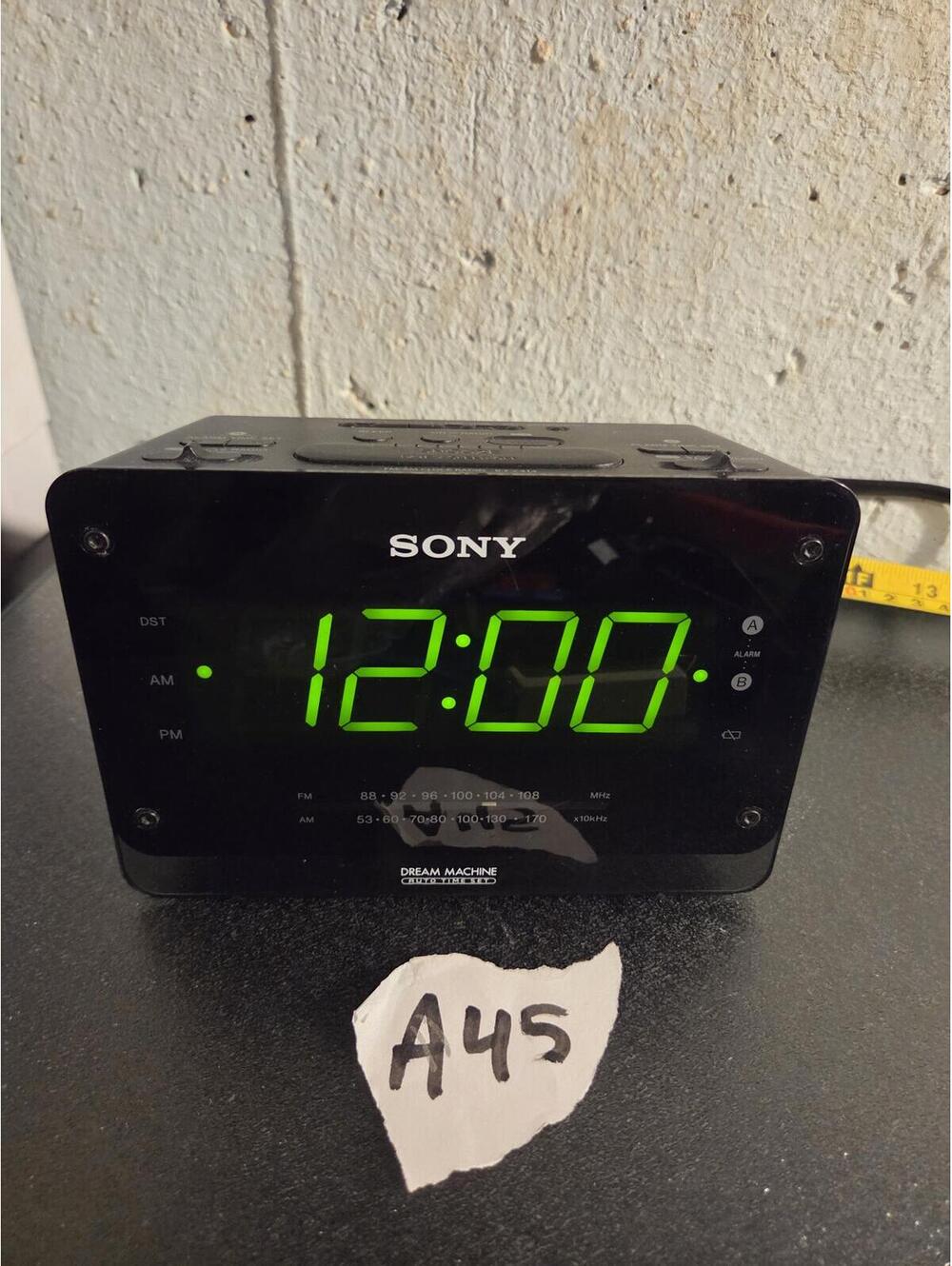 Sony Dream Machine ICF-C414 Dual Alarm Clock Radio | Large Green LED